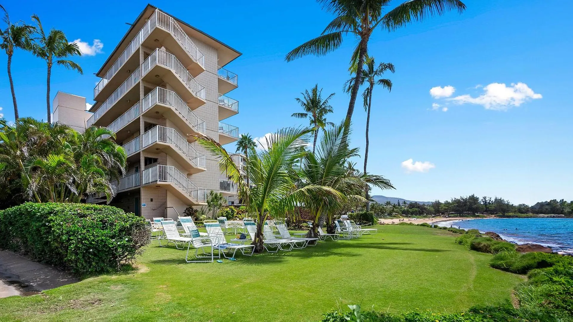 Kamaole Nalu 301 - Stunning Ocean Views, Renovated Villa Kihei