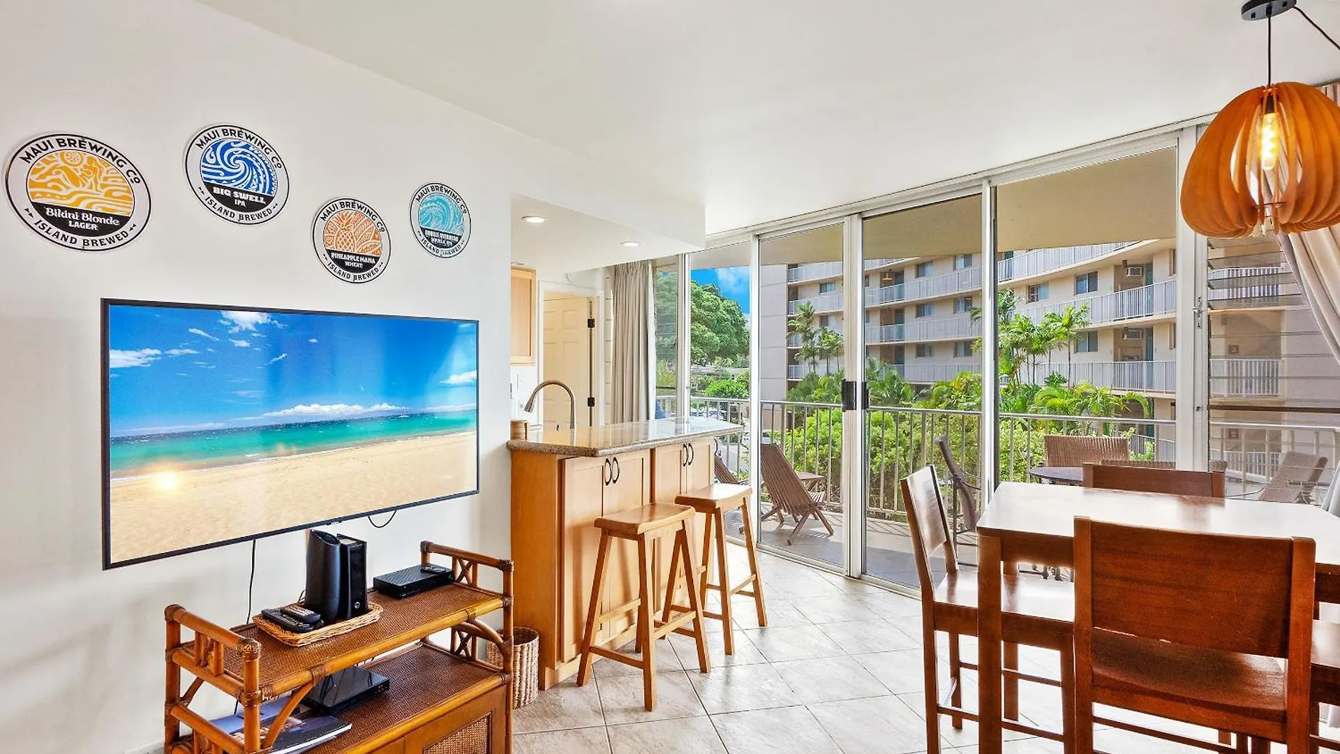 Kamaole Nalu 301 - Stunning Ocean Views, Renovated Villa Kihei